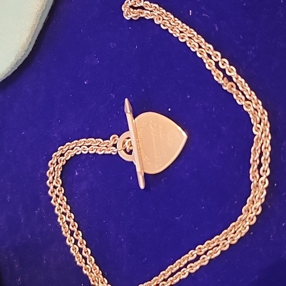 Tiffany & Co Lovestruck Pendant